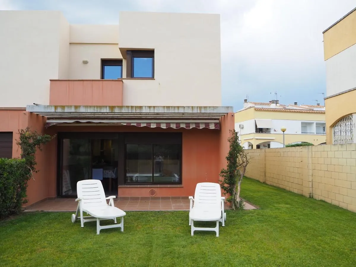 Prázdninový dům Vila Casa L'Escala, Piscina Comuntaria I Jardi Privat